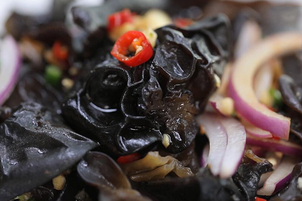 ��Ѫ�ǵ�ʳ�� ��Ѫ�ǿ��Գ���Щʳ��